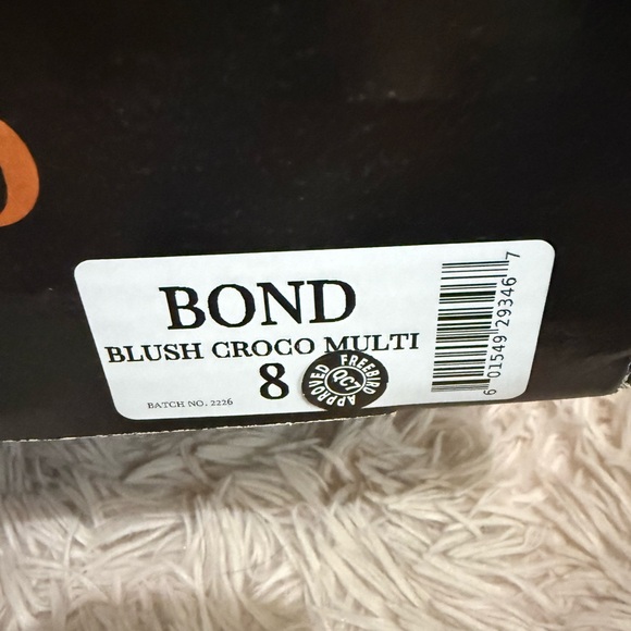 Freebird by Steven Croc-Embossed Blush Bond Heels - Picture 4 of 4